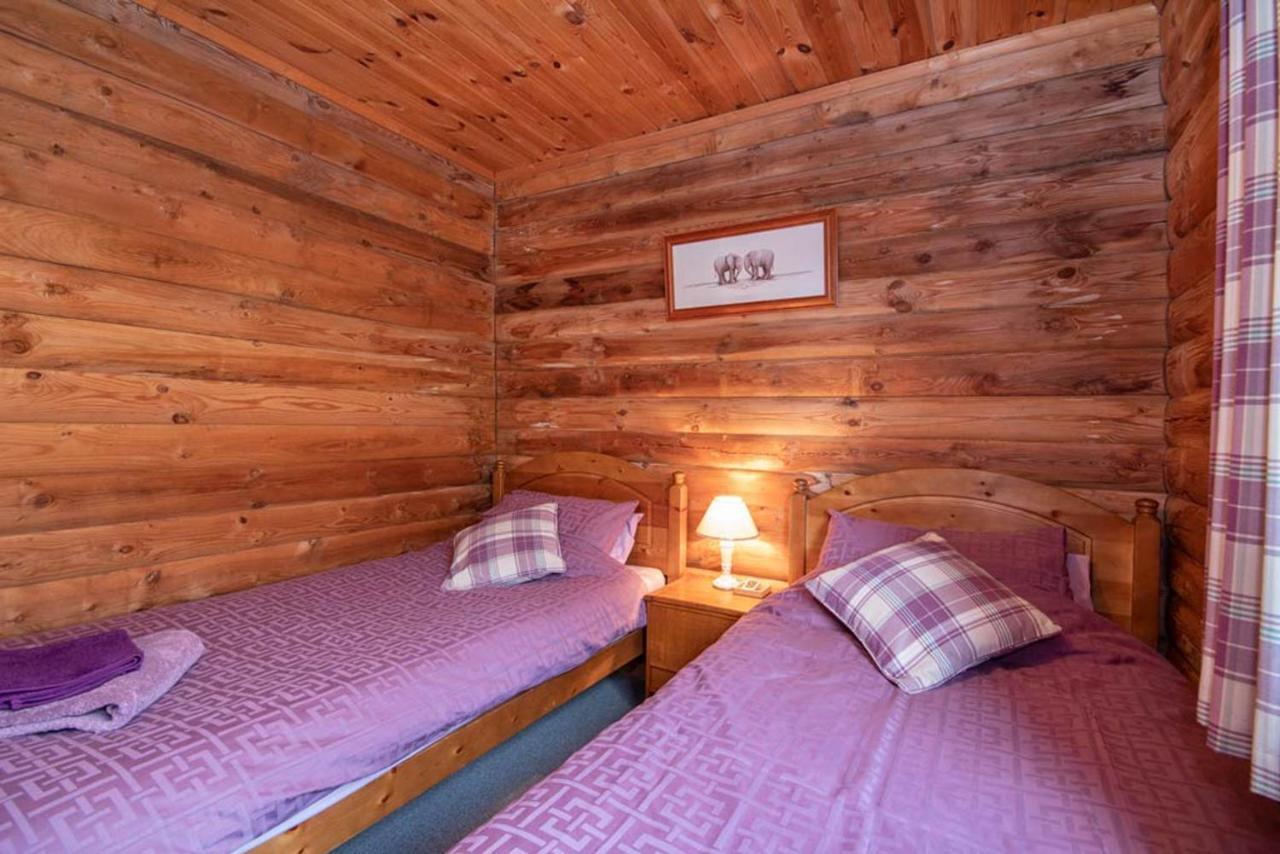 Chalet Broc Log Cabin Inverness
