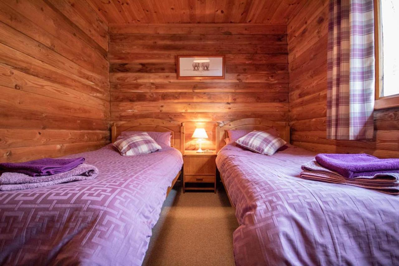 Chalet Broc Log Cabin